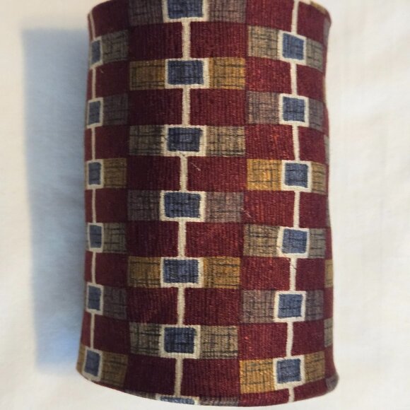 Kenneth Cole Tie Great Condition - Picture 6 of 6